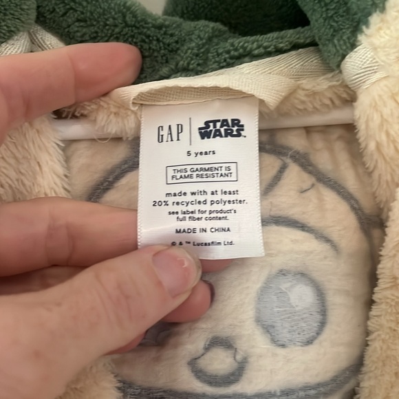 EUC Kids Grogu Robe from Gap - Picture 3 of 5